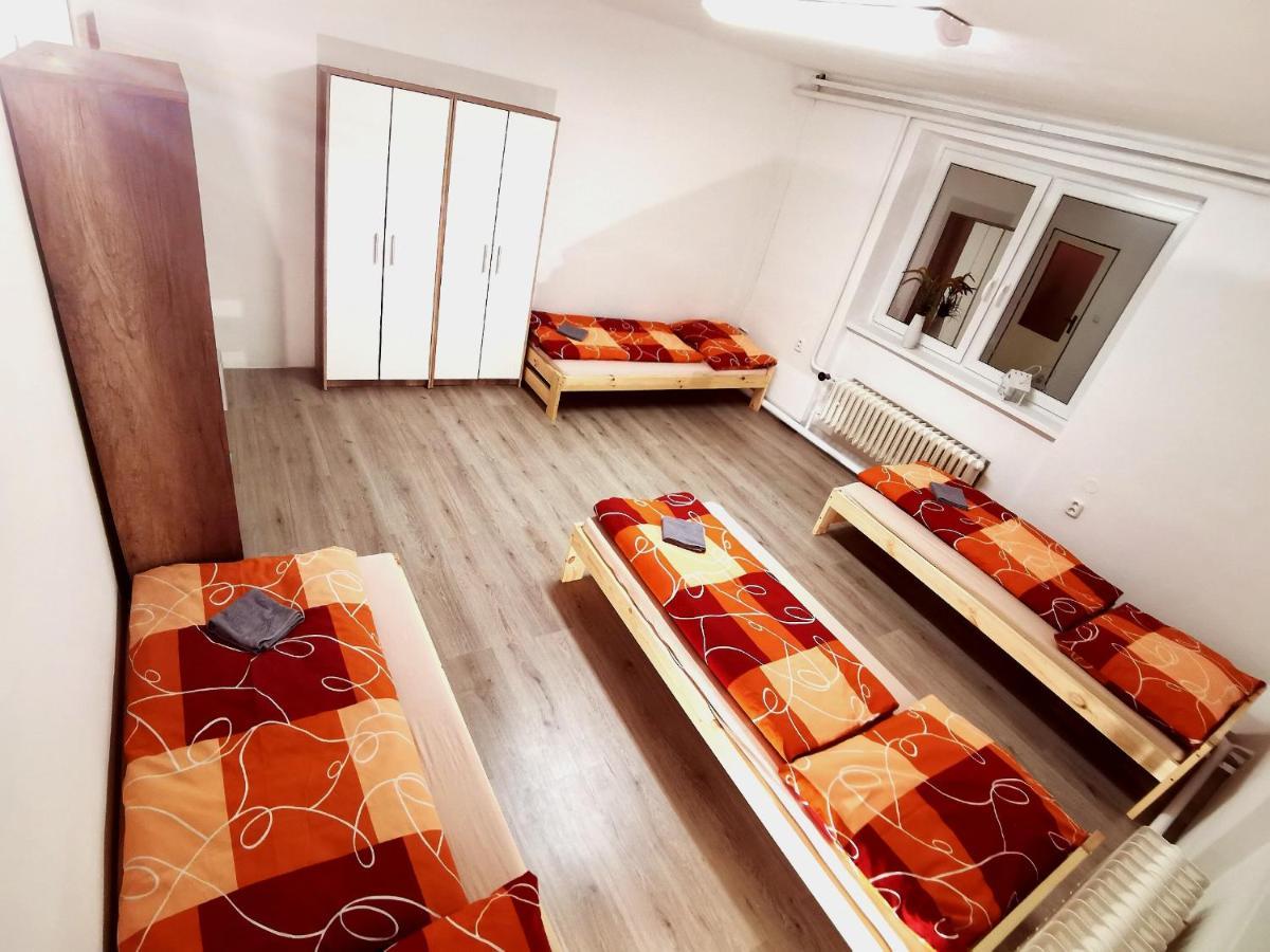 Diamond House Apartment Brezno Bagian luar foto