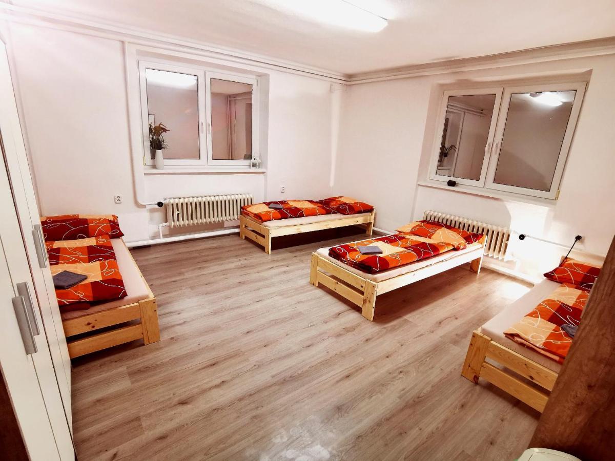 Diamond House Apartment Brezno Bagian luar foto